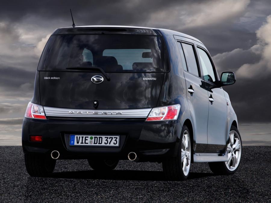  Daihatsu Materia Black Edition 2009 года  (фото 13 из 16)